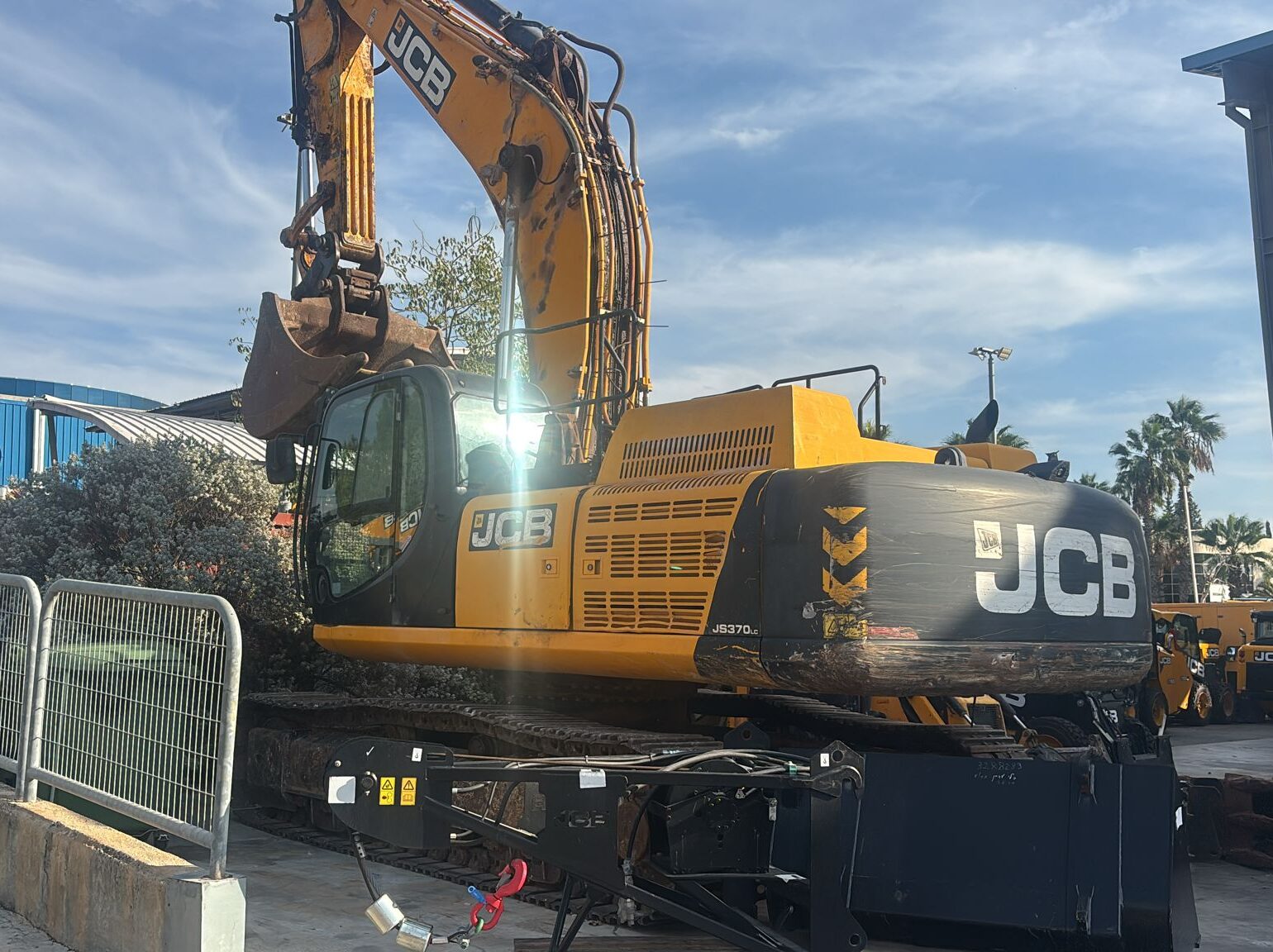 באגר דגם JCB 370 שנת 2019