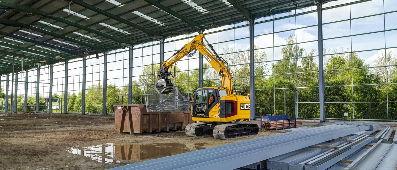 מחפר זחלי דגם 145XR