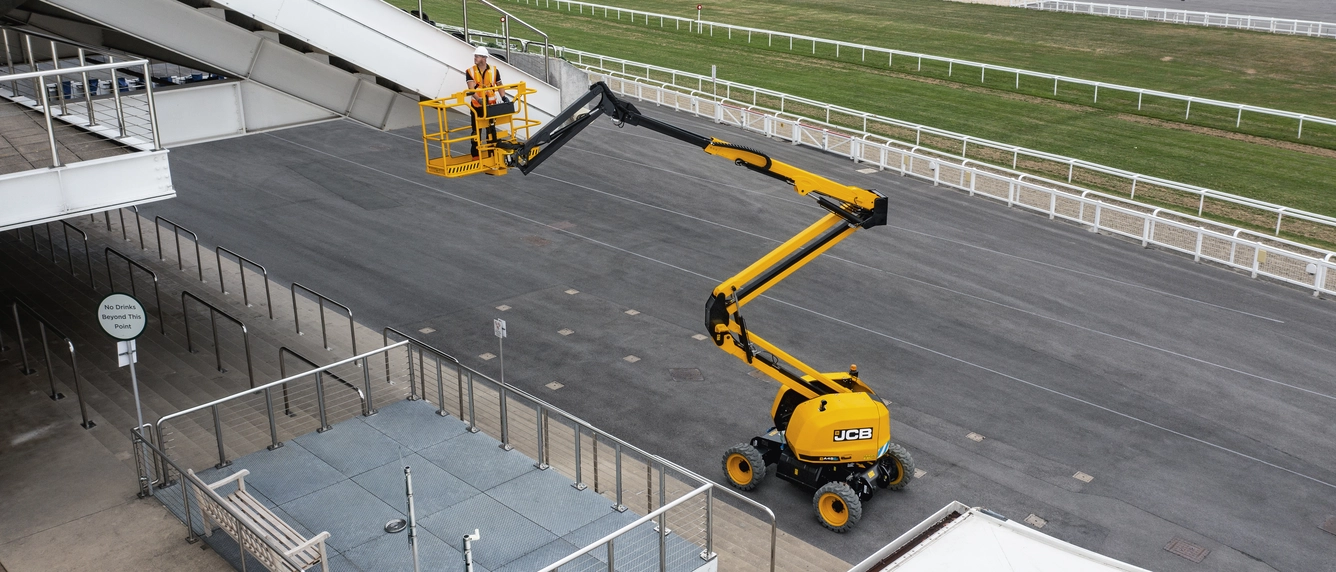 במת הרמה בום/זרוע מפרקית היברידית דגם A45EH
